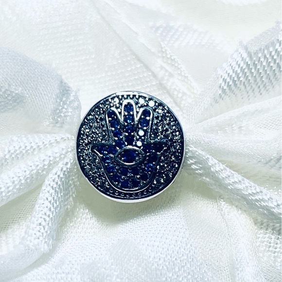🧿 NWOT Blue Evil Eye Hamsa Hand Charm ✨ - Picture 2 of 11